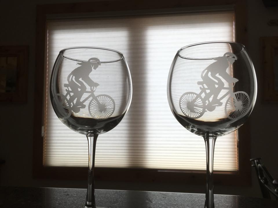 Custom Etched Wine Glasses - Standing Pines Ranch