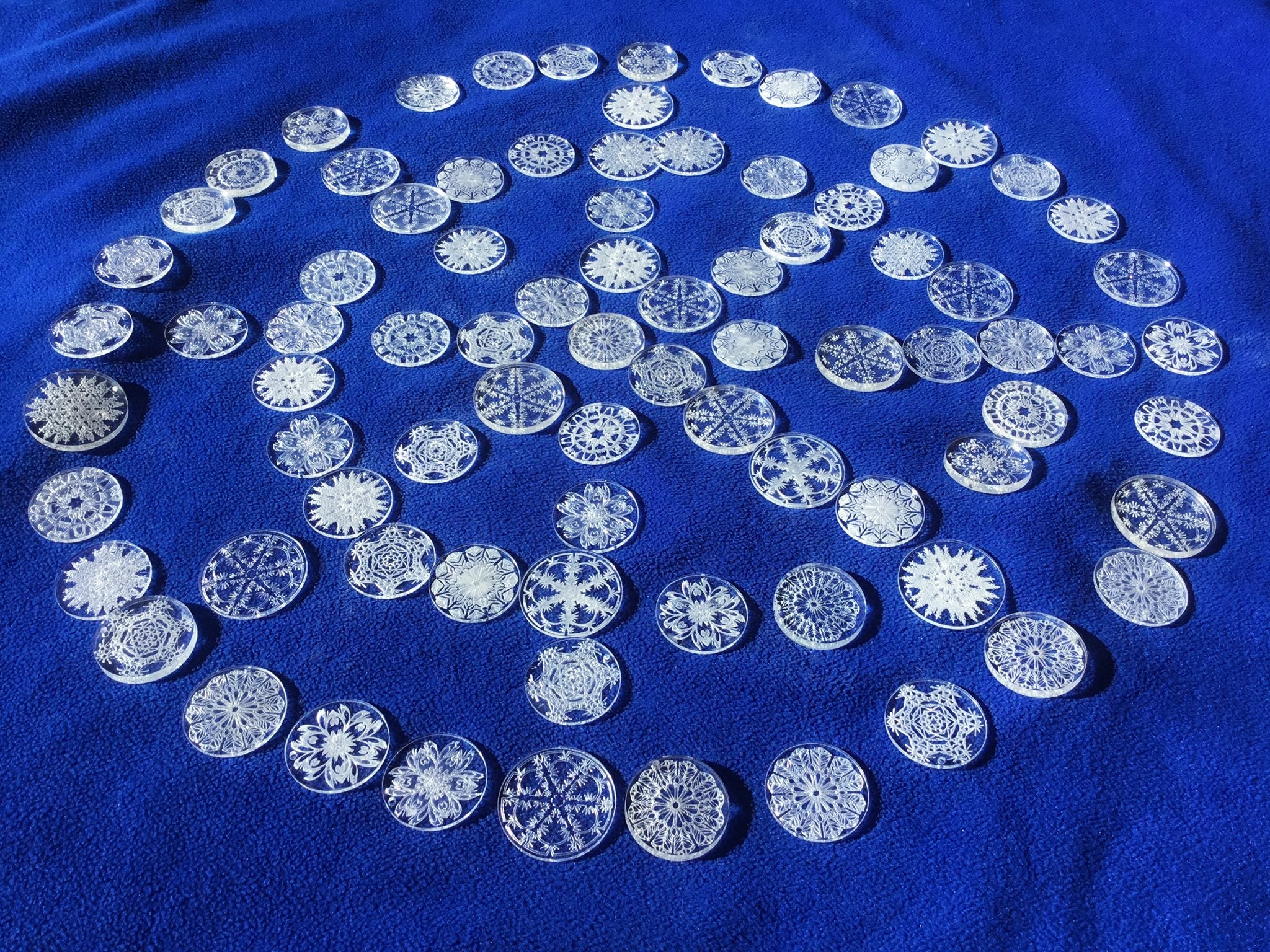 Scherenschnitt Schneeflöckchen, (German Snowflakes) Ornaments - Standing Pines Ranch